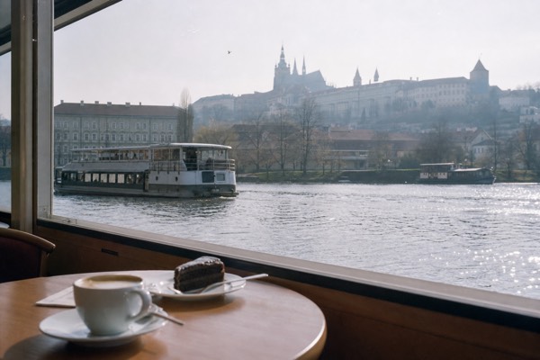 Vltava Sightseeing Cruise with Coffee and Cake